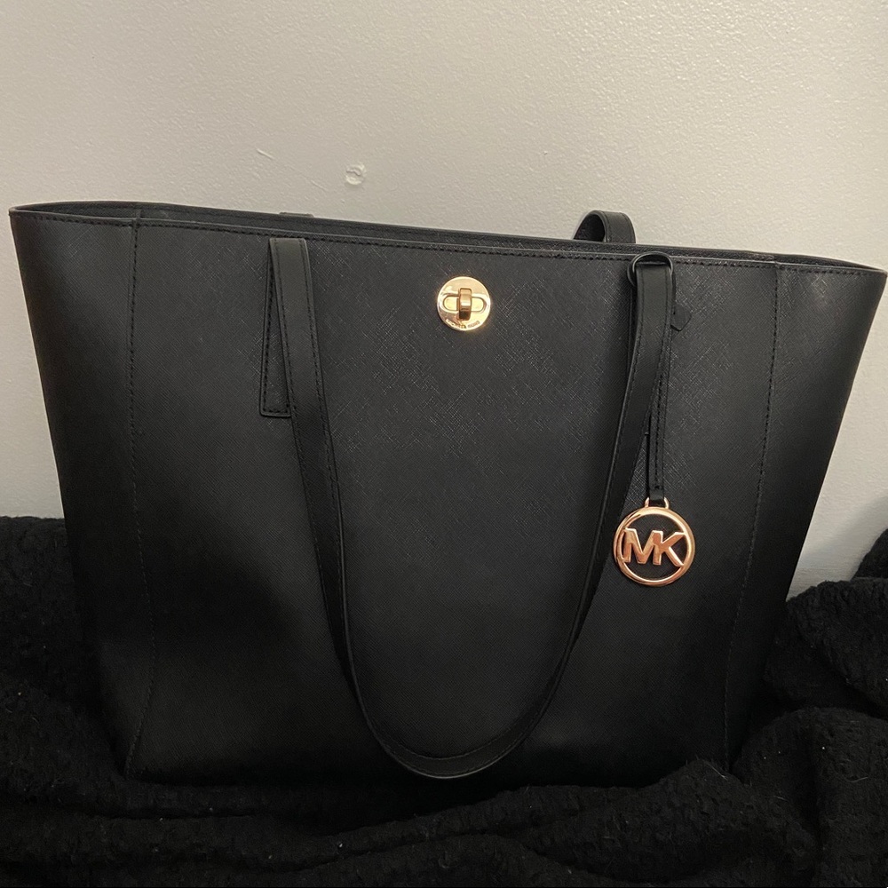 Large Micheal Kors Tote Bag